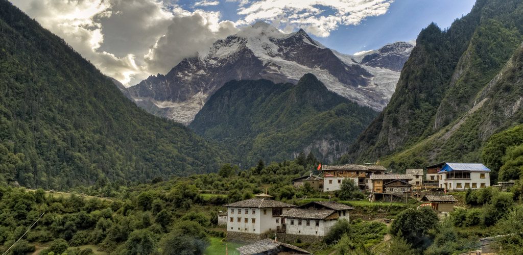 Grand tour des Annapurnas avec Christophe le Saux stage aventure au Népal en Himalya